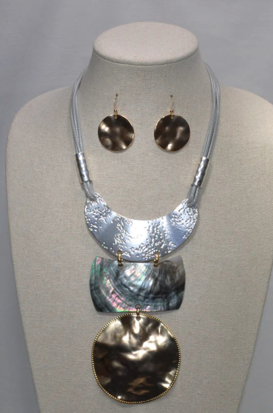 Ocean Ember "Unleash your shimmer"